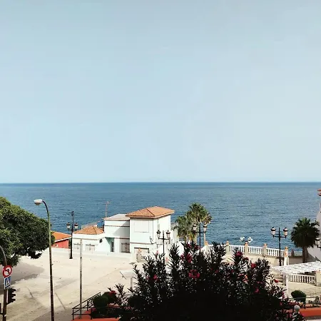 Daire Home2Book Sea View Studio & Pool, Caletillas *