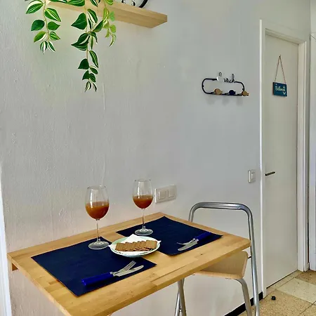 Home2Book Sea View Studio & Pool, Caletillas Daire *