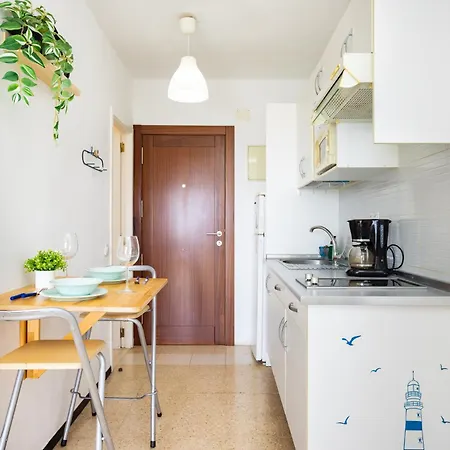 Home2Book Sea View Studio & Pool, Caletillas *